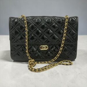 Vintage Panthers Black Quilted Diamond Pattern Patent Leather Purse Pocketbook